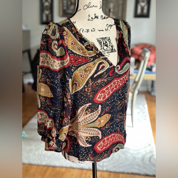 Velvet by Graham and Spencer Blouse - Picture 1 of 7